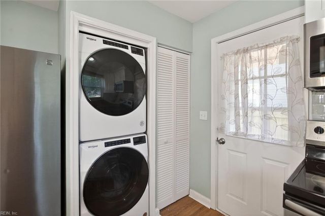 3304 Winchester DR, Portsmouth, VA 23707