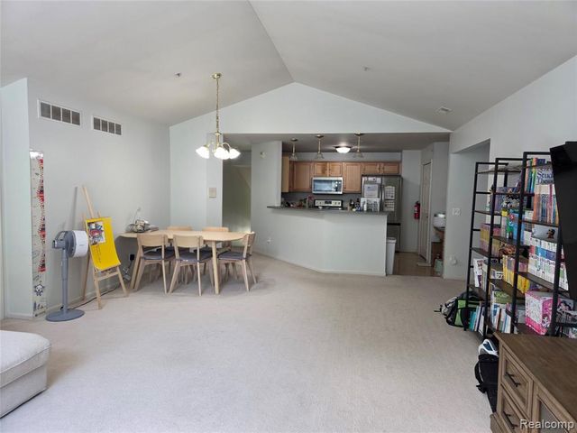 22202 Alexa Drive, Walled Lake, MI 48390