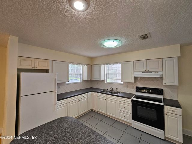 3660 ROSEMARY Street, Jacksonville, FL 32207