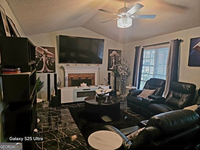 5186 Glendora Drive, Powder Springs, GA 30127