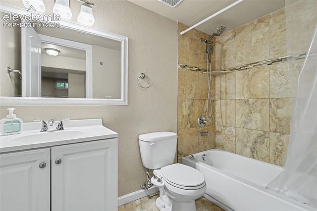 824 N Union Boulevard, Colorado Springs, CO 80909