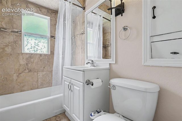 824 N Union Boulevard, Colorado Springs, CO 80909
