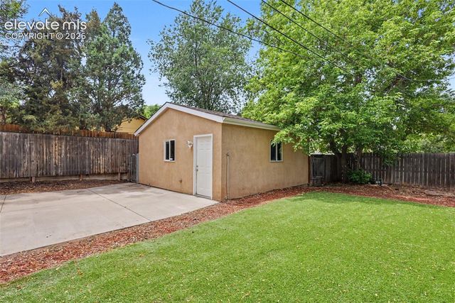 824 N Union Boulevard, Colorado Springs, CO 80909