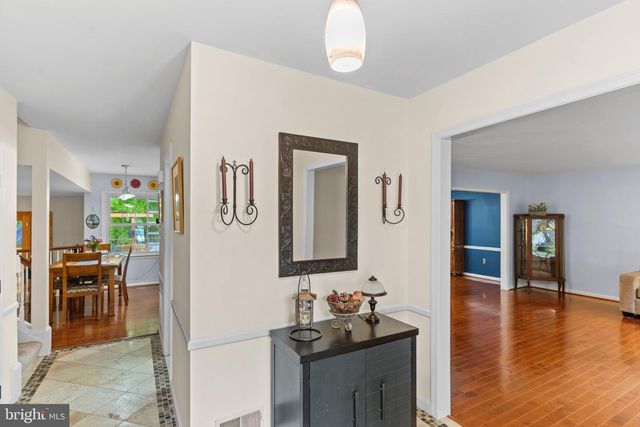 7710 WILBUR CT, Springfield, VA 22153
