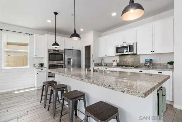 36688 Summer Dain Ln, Wildomar, CA 92595