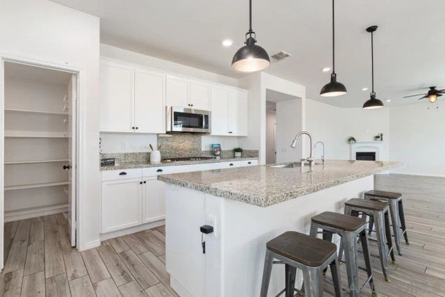 36688 Summer Dain Ln, Wildomar, CA 92595