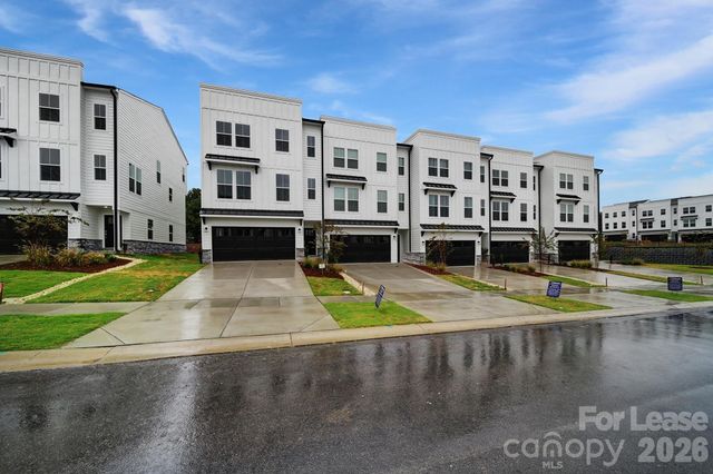 9220 Walnut Hill Road NW, Concord, NC 28027