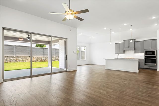 2900 Barbary Road, Mckinney, TX 75071