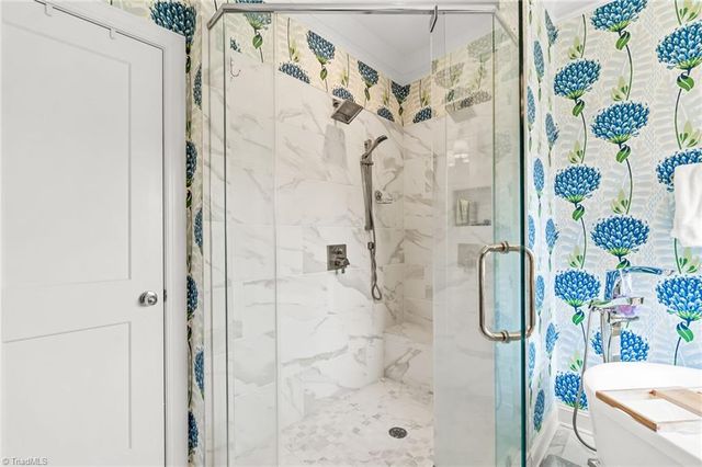 2261 Cambridge Oaks Drive, High Point, NC 27262