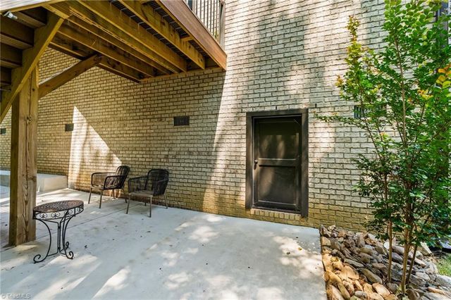 2261 Cambridge Oaks Drive, High Point, NC 27262