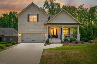 2261 Cambridge Oaks Drive, High Point, NC 27262