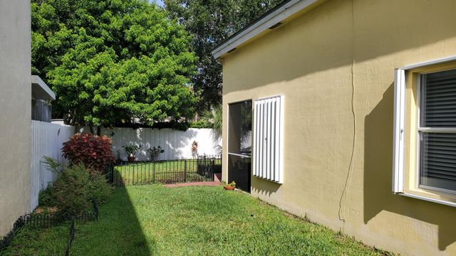 5403 NW 55th Terrace, Coconut Creek, FL 33073