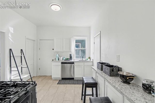 808 E Monument Street, Colorado Springs, CO 80903