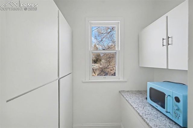 808 E Monument Street, Colorado Springs, CO 80903