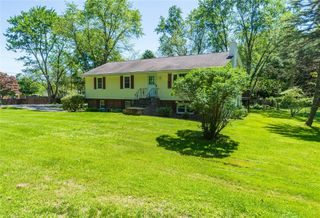 184 Cedar Valley Road, Poughkeepsie, NY 12603