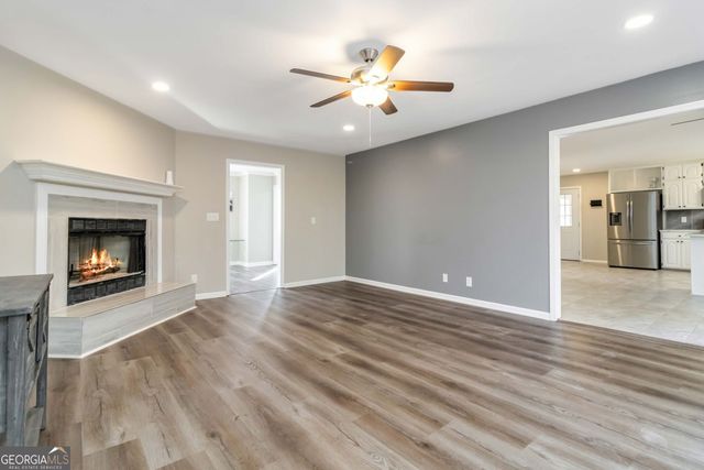 2119 Tudor Castle Way, Decatur, GA 30035