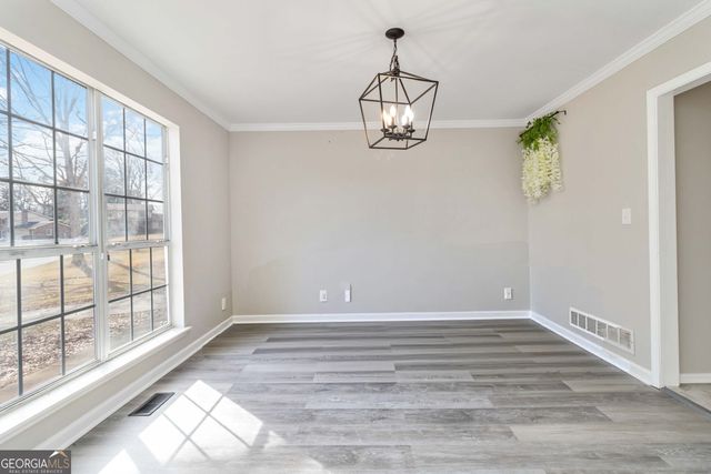 2119 Tudor Castle Way, Decatur, GA 30035