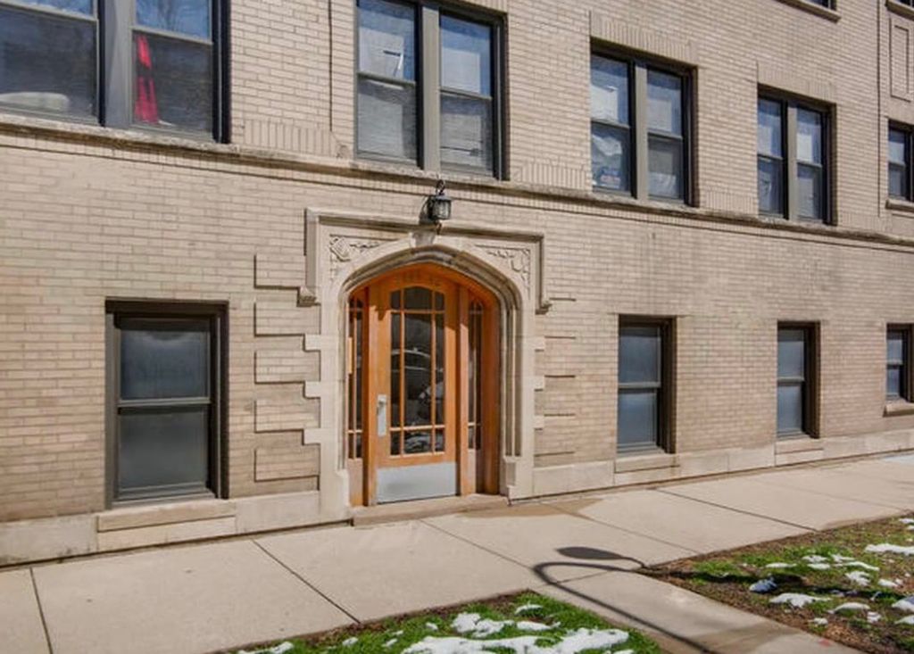 4444 W Gunnison Street 2, Chicago, IL 60630