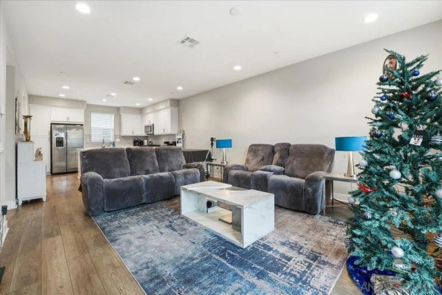 4321 star path way 3, Oceanside, CA 92056