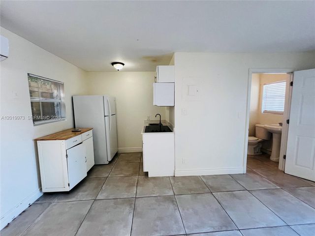 1536 Polk St 5, Hollywood, FL 33020
