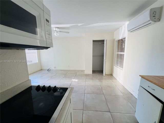 1536 Polk St 5, Hollywood, FL 33020