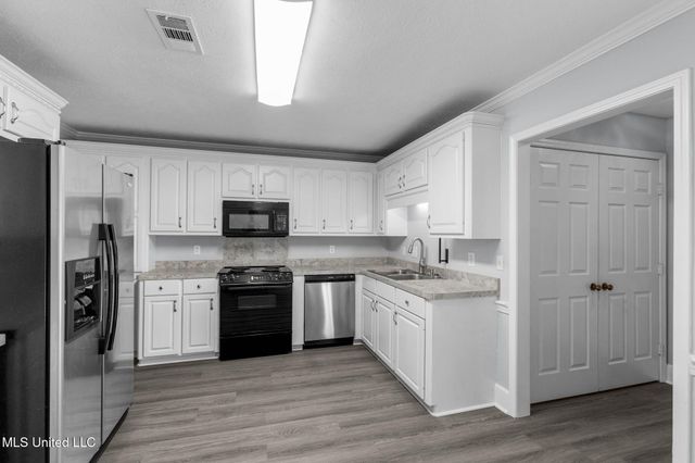 401 Windchase Drive, Brandon, MS 39042