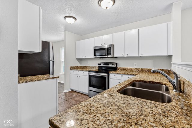 1940 Orchid Bloom Drive, Indianapolis, IN 46231