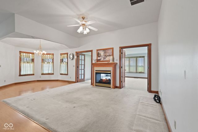 6485 W 100 S, Shelbyville, IN 46176