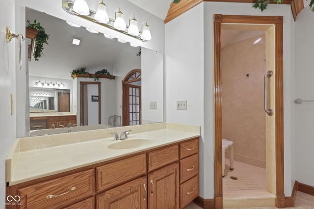 6485 W 100 S, Shelbyville, IN 46176