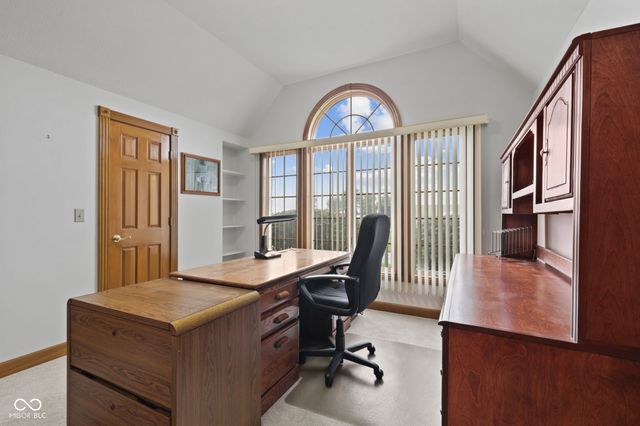 6485 W 100 S, Shelbyville, IN 46176