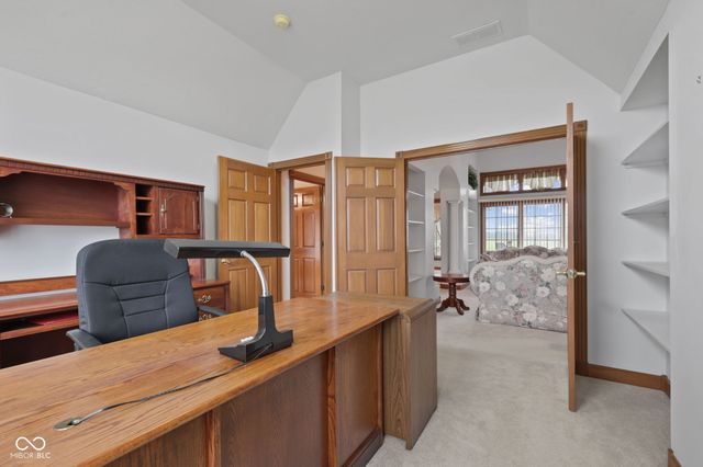6485 W 100 S, Shelbyville, IN 46176