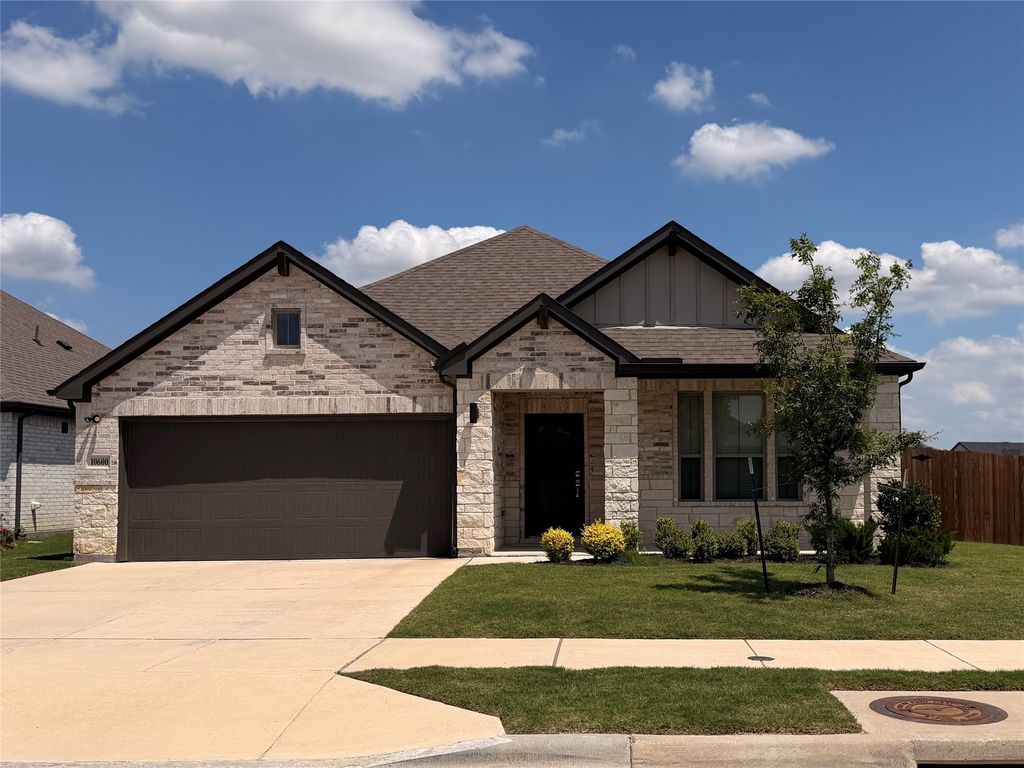 10600 Potawatomi Lane, Fort Worth, TX 76179