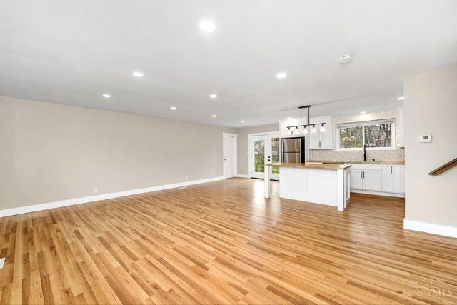 718 E Levitt Place, Union Twp, OH 45245