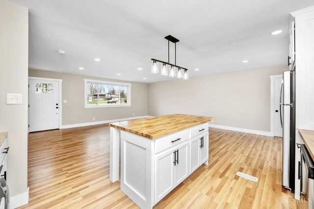 718 E Levitt Place, Union Twp, OH 45245