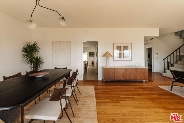 3823 Franklin Avenue, Los Angeles, CA 90027