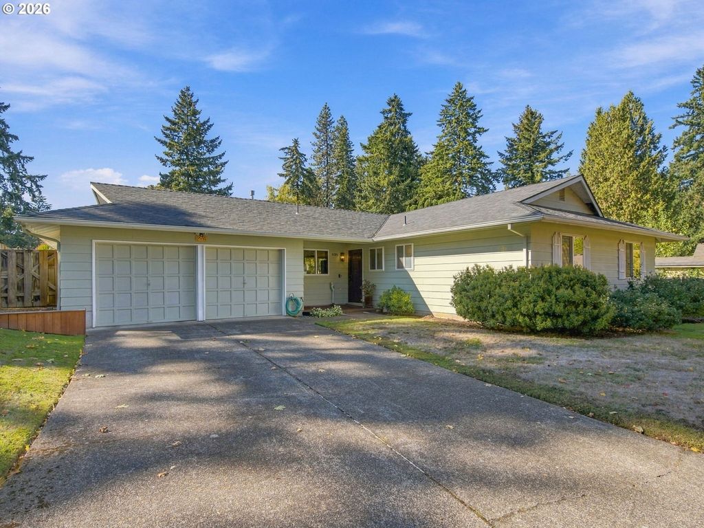 2595 Sw OAKWOOD Ct, Beaverton, OR 97003