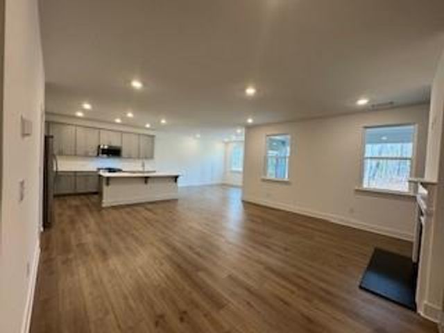 9 Foothills Trail, Sharpsburg, GA 30277