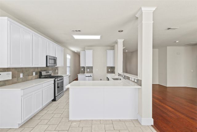 10028 Jessica Street, Fort Worth, TX 76244