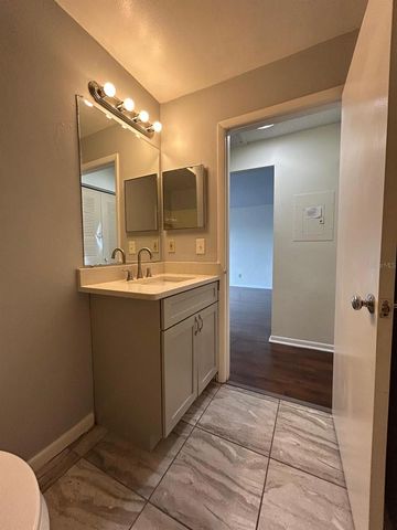 2556 WOODGATE BOULEVARD 203, Orlando, FL 32822