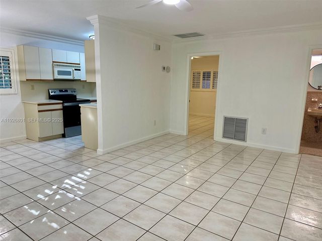 2842 Coconut Ave B, Miami, FL 33133