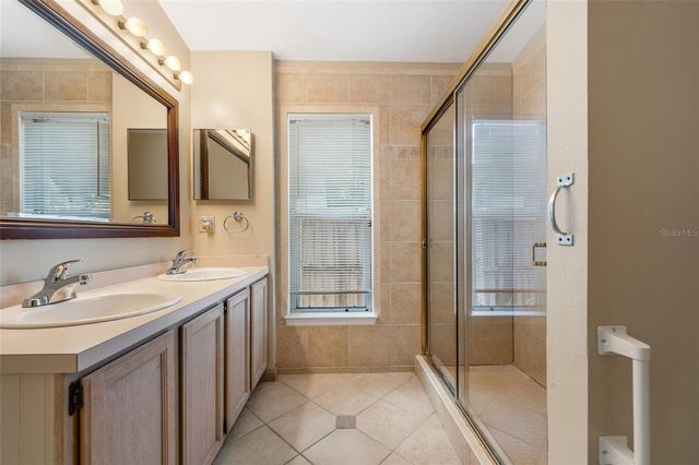 7909 WALDORF COURT, Orlando, FL 32817
