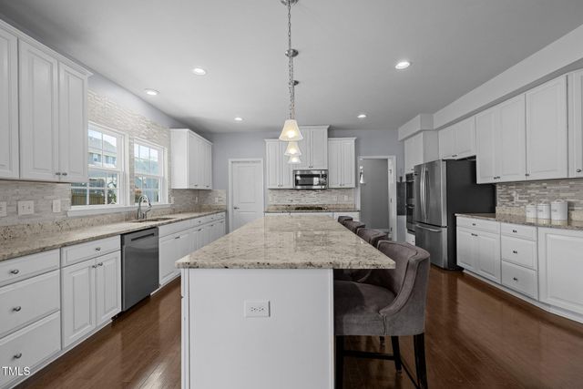 204 Ashland Hill Drive, Holly Springs, NC 27540