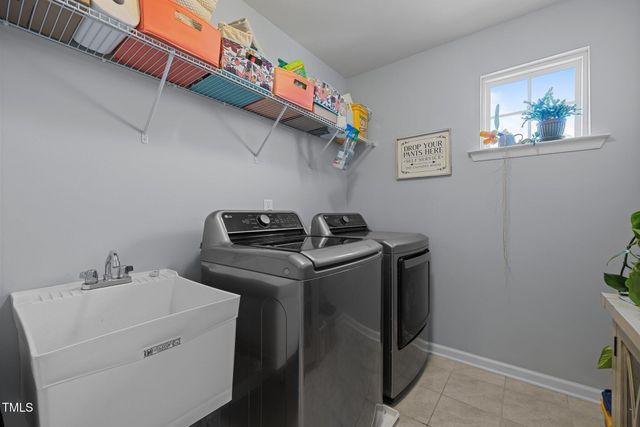 204 Ashland Hill Drive, Holly Springs, NC 27540