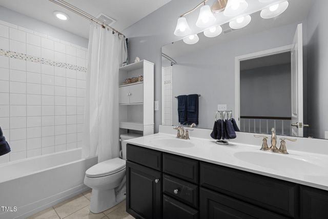 204 Ashland Hill Drive, Holly Springs, NC 27540