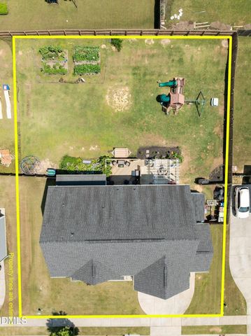 204 Ashland Hill Drive, Holly Springs, NC 27540