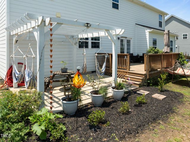 204 Ashland Hill Drive, Holly Springs, NC 27540