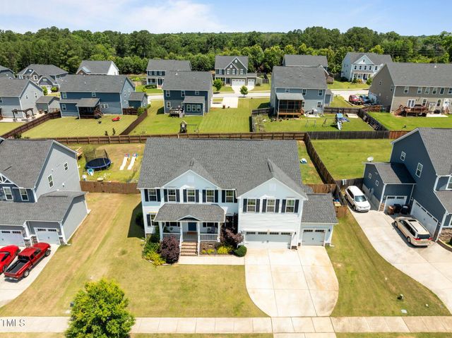 204 Ashland Hill Drive, Holly Springs, NC 27540