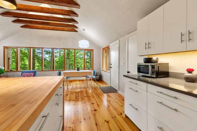 26 River Road, Hanover, NH 03755