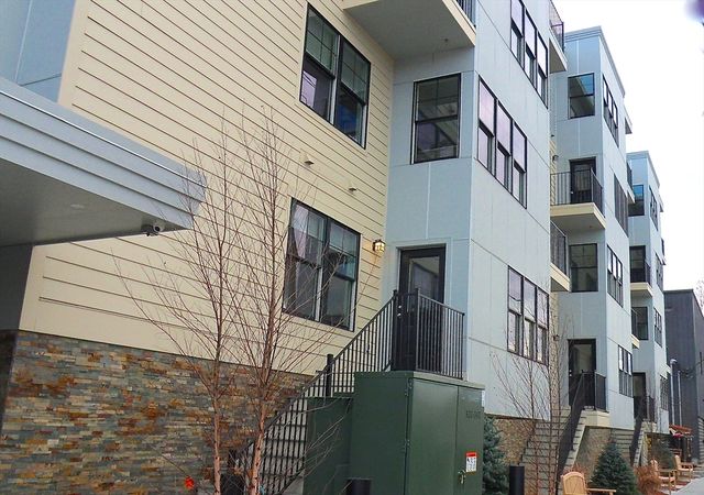 76 Stonley Road 40, Boston, MA 02130