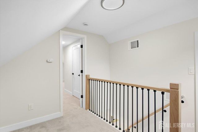 28 Stockton Road, New Brunswick, NJ 08901